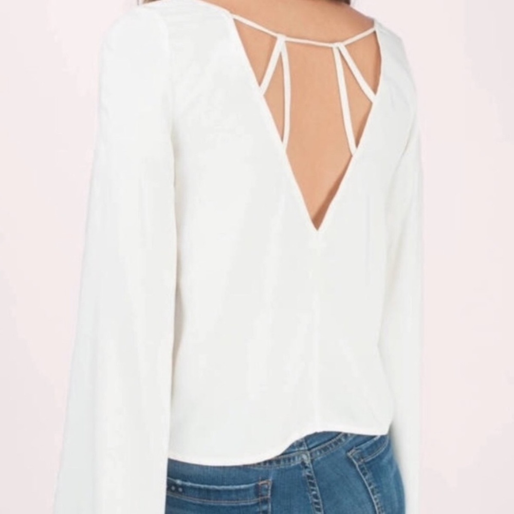 Tobi Open Back Bell Sleeve Blouse WHITE